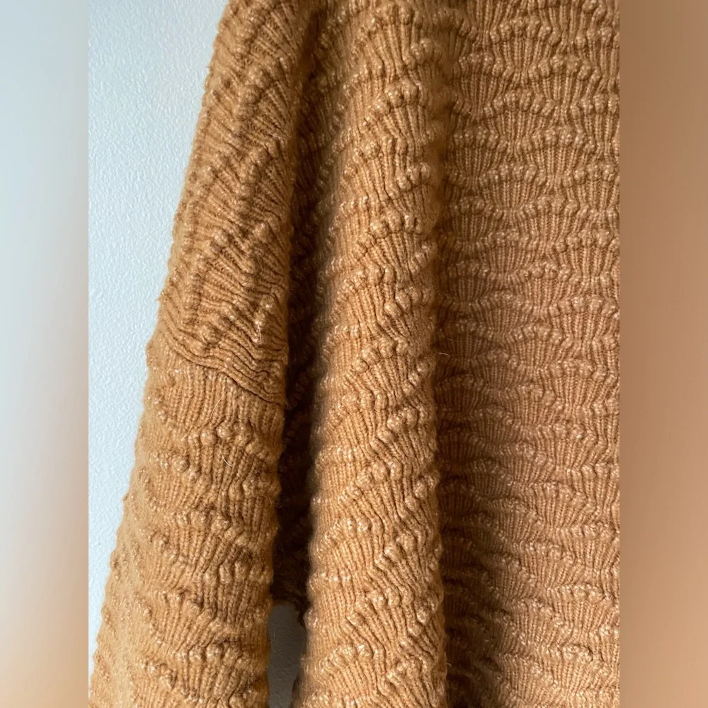 Chunky knit Cropped Jumper - Picture 8 of 8